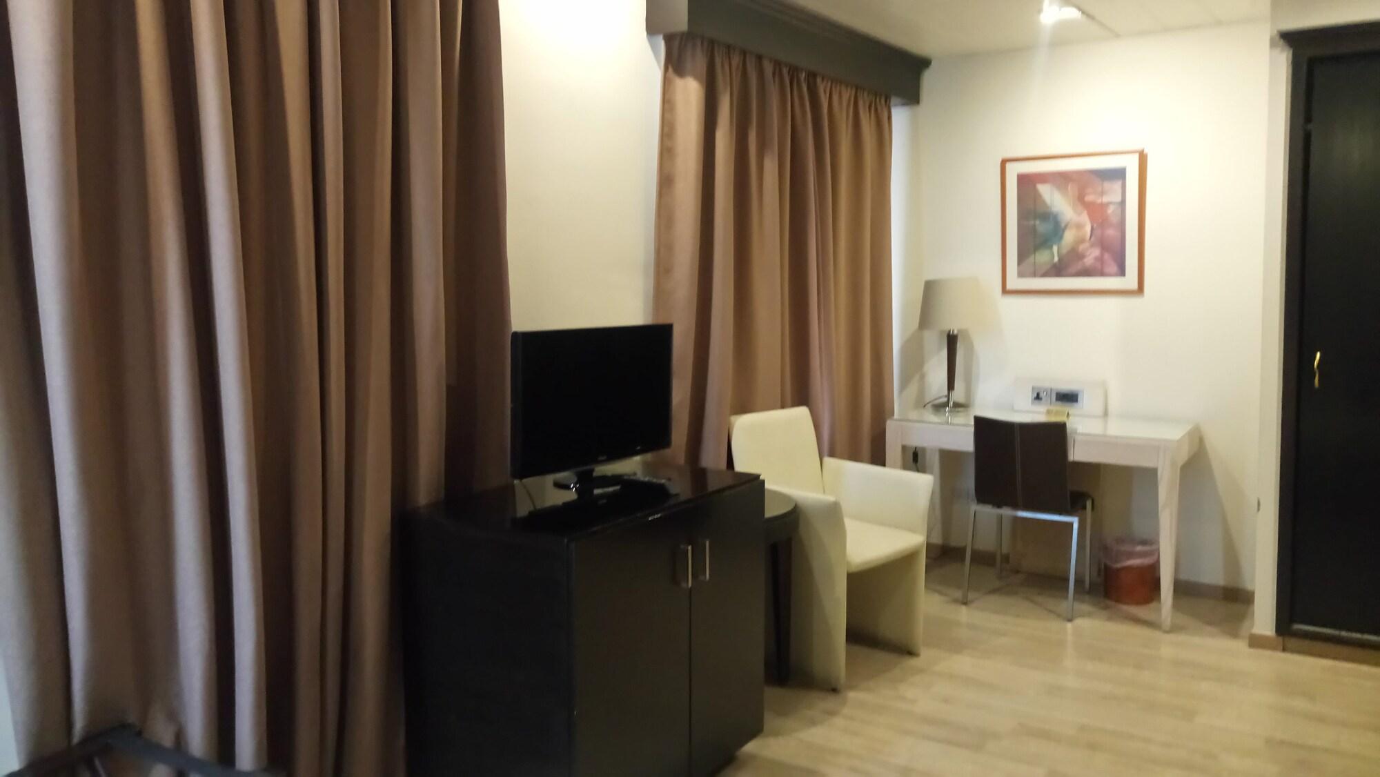 Ξενοδοχείο Castelli 3*